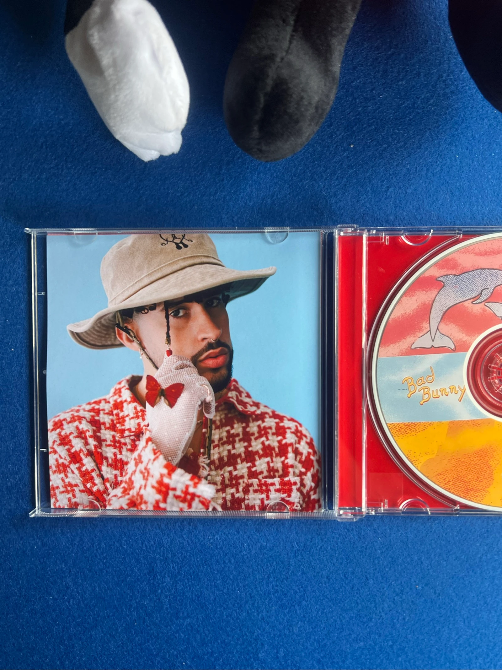 Pack Bad Bunny - Un Verano Sin Ti (CD + Plush) – photo 7